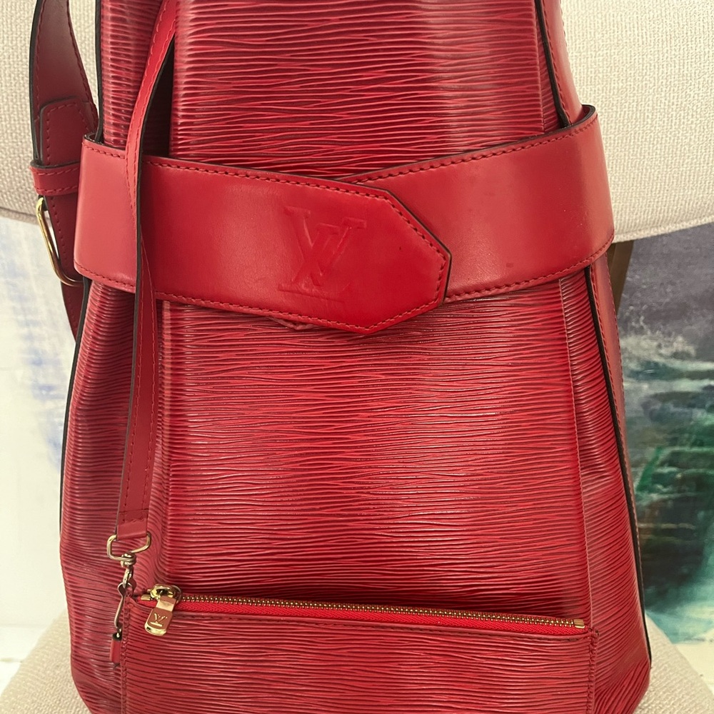 Louis Vuitton Red Epi Leather GM DePaule Shoulder Bag